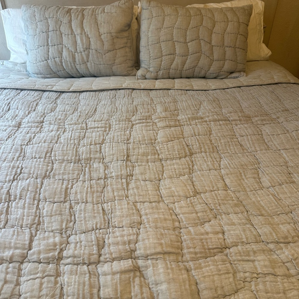 Pottery Barn quilt and shams